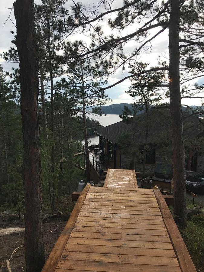 Gite Du Haut Des Arbres Saguenay Luaran gambar